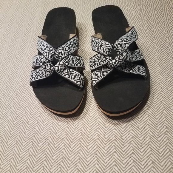 Western chief Annette flip flops